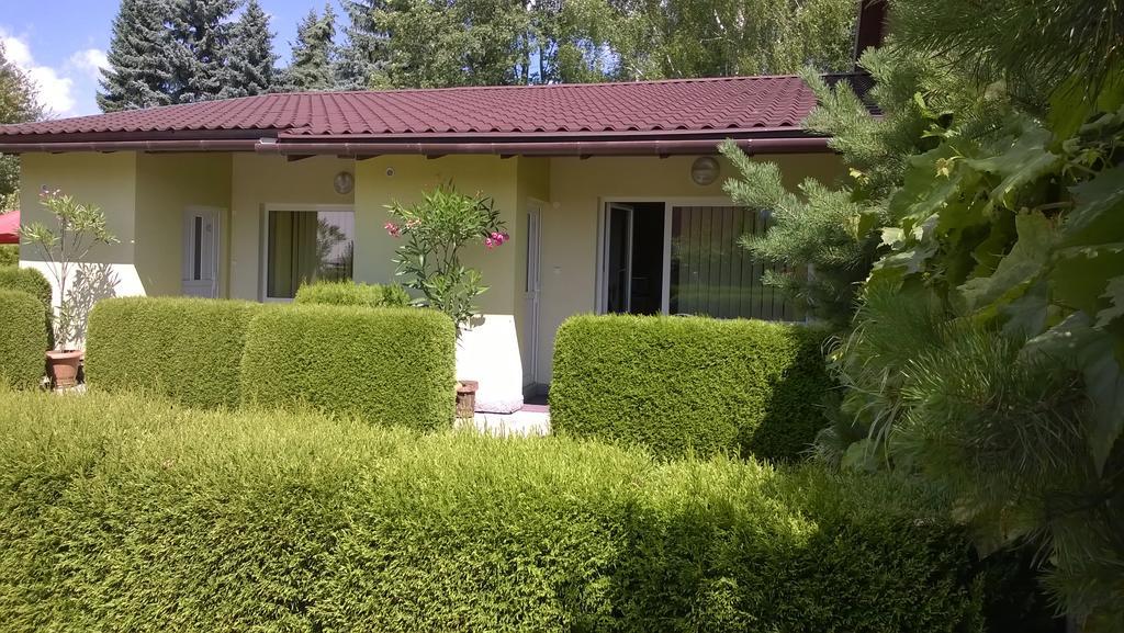 Privat No 13 Apartman Lipótszentmiklós Szoba fotó