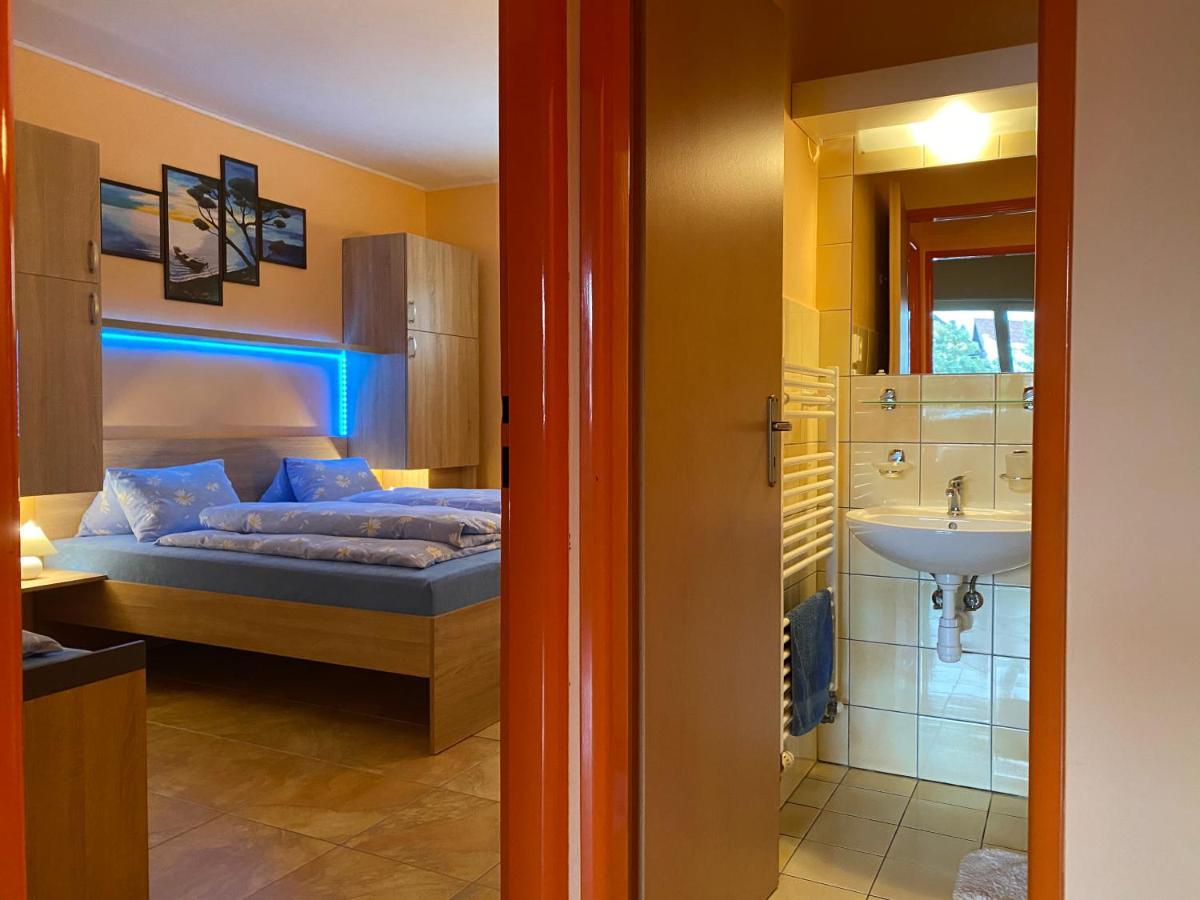 Privat No 13 Apartman Lipótszentmiklós Kültér fotó