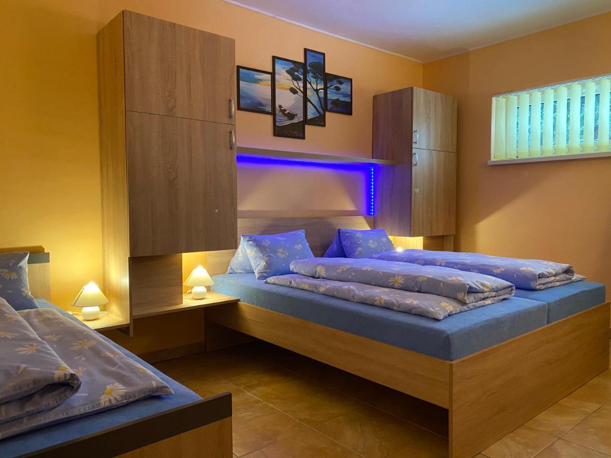 Privat No 13 Apartman Lipótszentmiklós Kültér fotó
