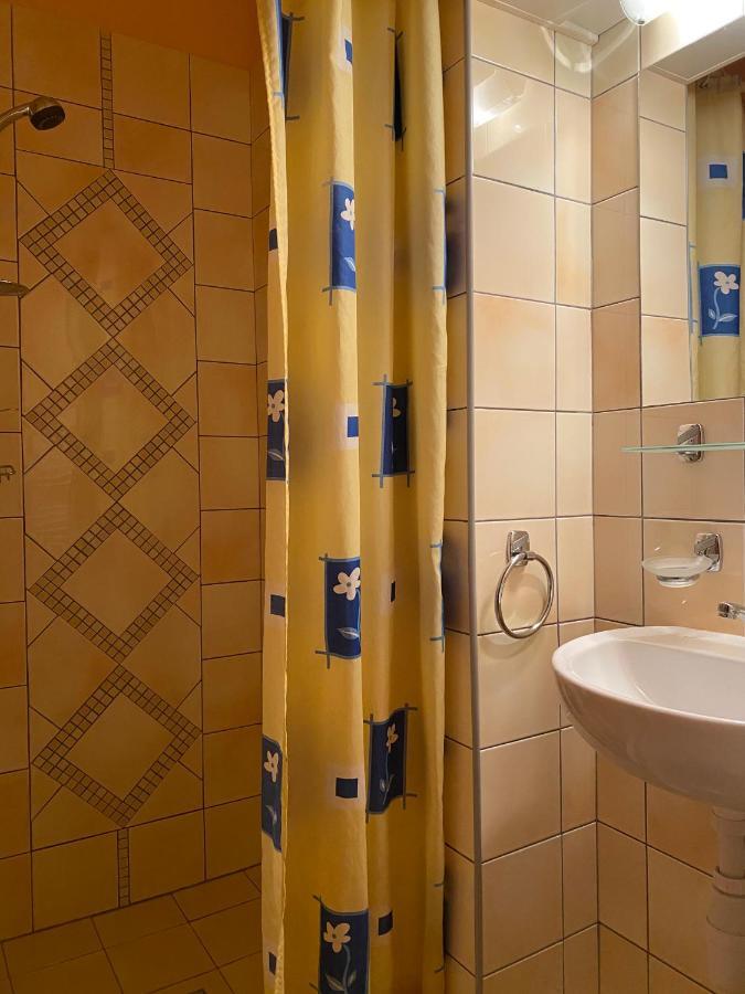 Privat No 13 Apartman Lipótszentmiklós Kültér fotó
